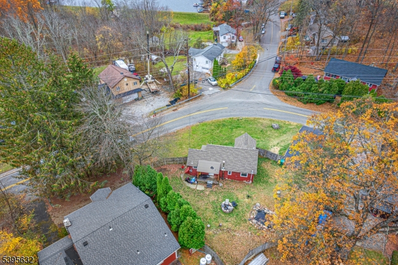 Beautiful Highland Lakes - Residential