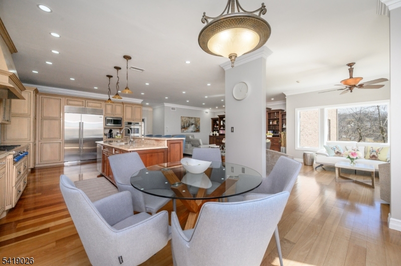 Woodland Park, New Jersey, 07424, United States, 5 Bedrooms Bedrooms, ,5 BathroomsBathrooms,Residential,Active,2036380