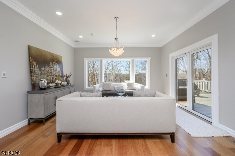 Woodland Park, New Jersey, 07424, United States, 5 Bedrooms Bedrooms, ,5 BathroomsBathrooms,Residential,Active,2036380