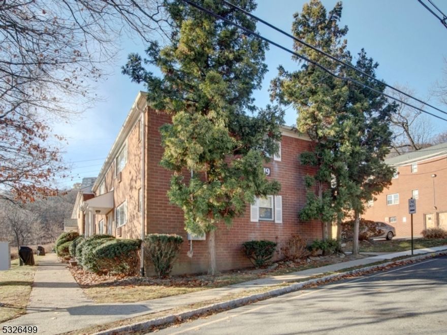 Why pay rent when you can own this lovely 1st floor, one bedroom condo in a top building right by the pool & club house? Beautifully wood floors. Kitchen with large walk-in pantry.  Bedroom has 2 large closets. A/C units in living room & bedroom. Heat is included in low monthly HOA fee along with gas, water, sewer, trash & more! Parking spot conveniently located behind building.  Secured storage unit is located along with new card-operated laundry facilities. Amenities include pool, sauna, gym, tennis courts & club house. Garage available for $40/month. Close to trains, major highways and shopping! Priced to sell!