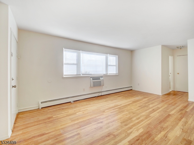 MOUNTAIN CLUB - Residential