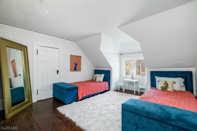 Llewellyn Park - Residential