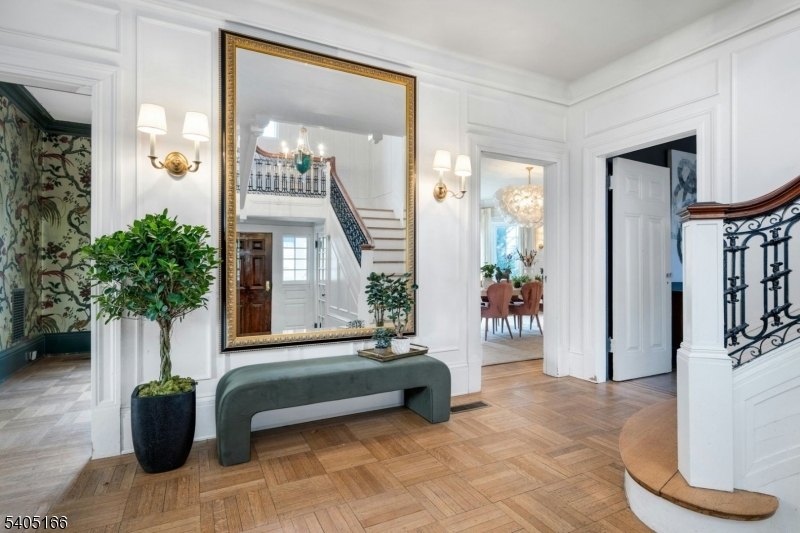 Llewellyn Park - Residential