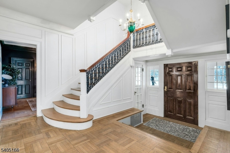 Llewellyn Park - Residential