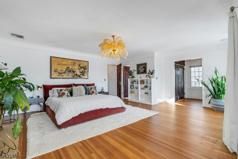 Llewellyn Park - Residential