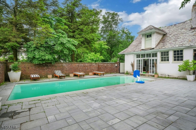 Llewellyn Park - Residential