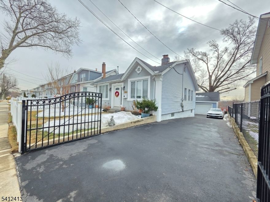 Welcome to 564 Chapman St, a well-maintained single-family residence offering comfort, space, and functionality. This home features 4 generously sized bedrooms and 2 full bathrooms, providing ample room for living and entertaining.The main level offers a bright and inviting living room highlighted by a cozy fireplace, perfect for relaxing evenings. The kitchen is thoughtfully laid out with plenty of cabinetry and workspace, flowing seamlessly into the home?s living areas.Additional features include a 1-car garage for added convenience and storage. Conveniently located near major transportation, shopping, schools, and parks, this property presents an excellent opportunity for comfortable suburban living with easy access to everything you need.