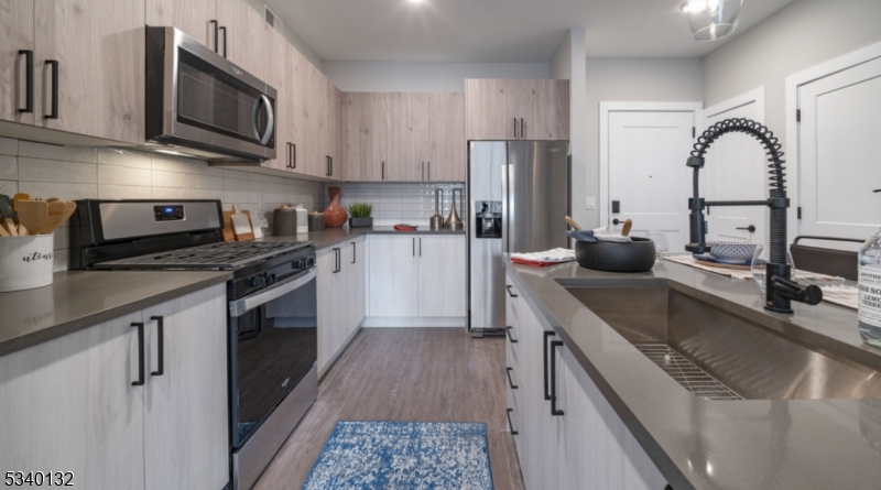 VINTY - Residential Lease