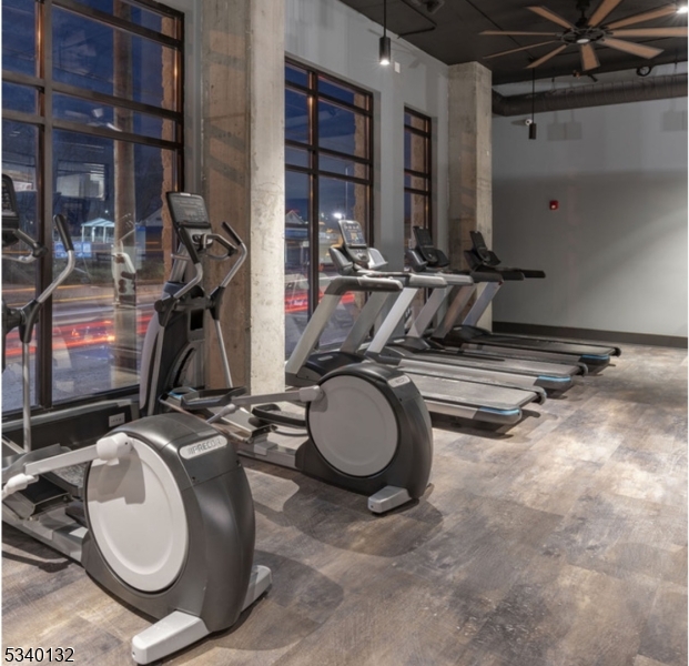 VINTY - Residential Lease