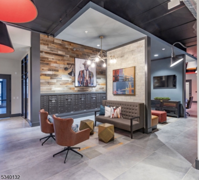 VINTY - Residential Lease