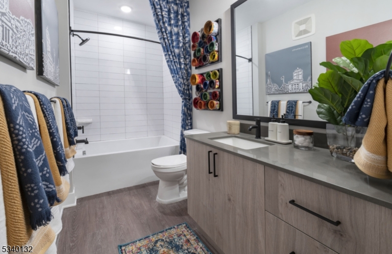 VINTY - Residential Lease