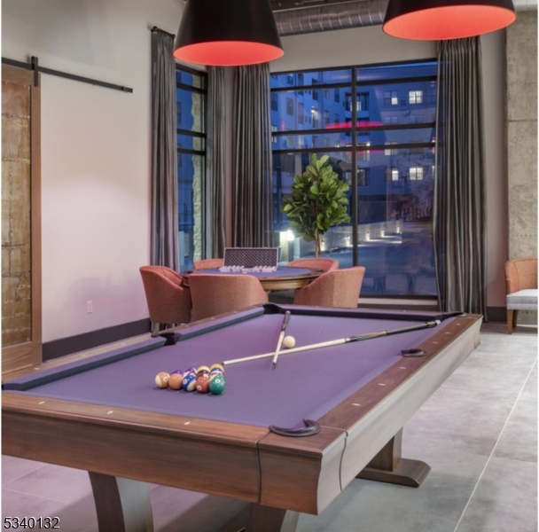 VINTY - Residential Lease