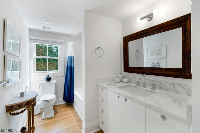 Hartshorn - Residential