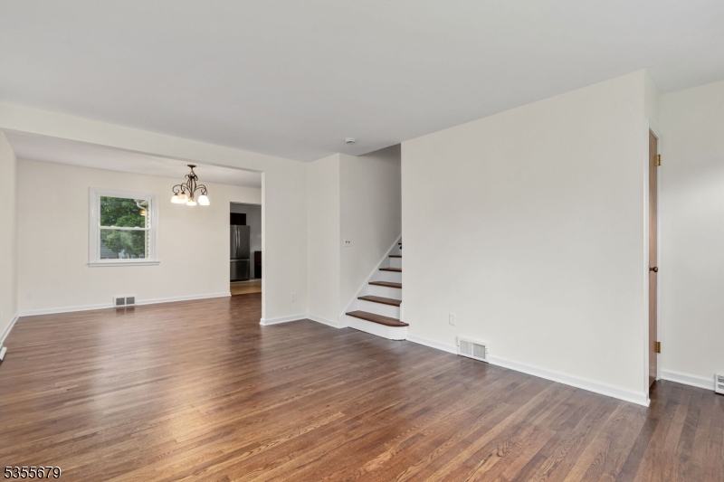413 Victor St