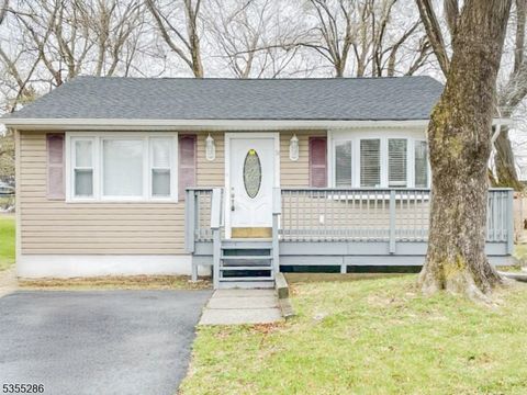 MLS: 3960679
