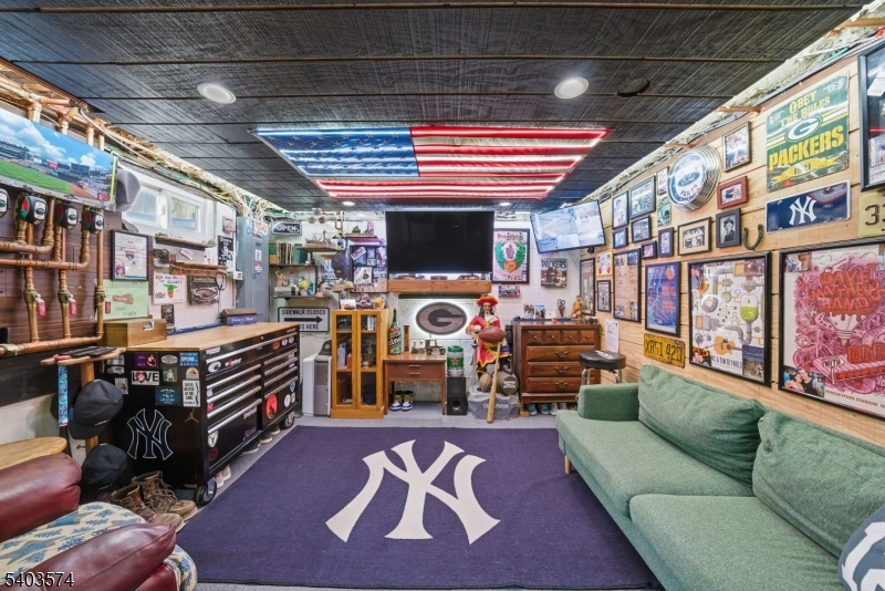 Indian Lake - Residential