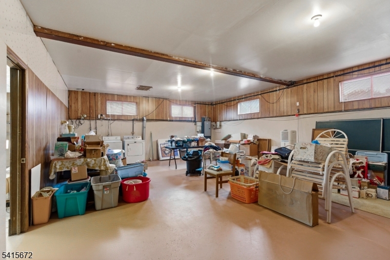 SUCCASUNNA - Residential