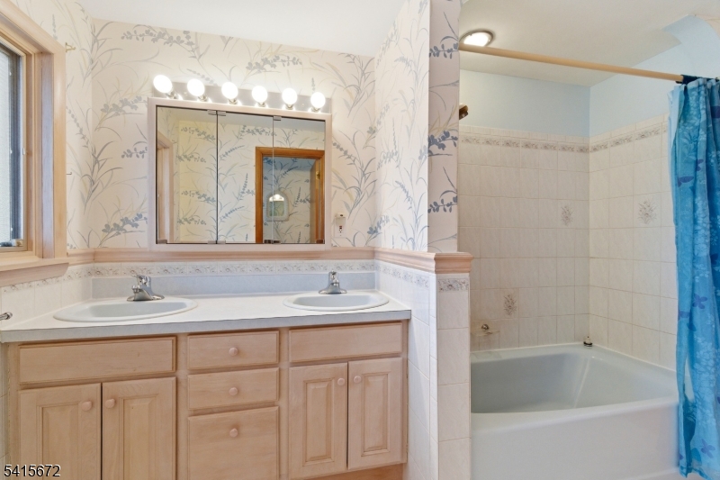 SUCCASUNNA - Residential