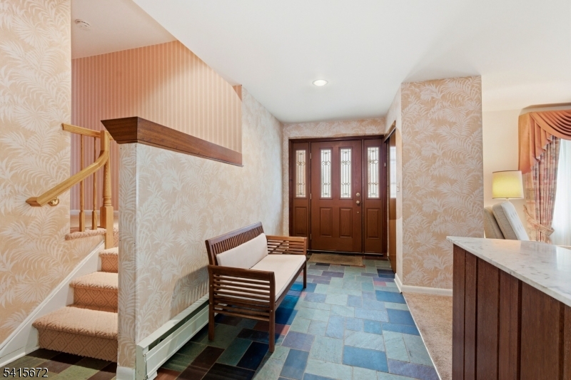 SUCCASUNNA - Residential