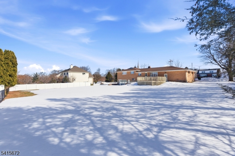 SUCCASUNNA - Residential