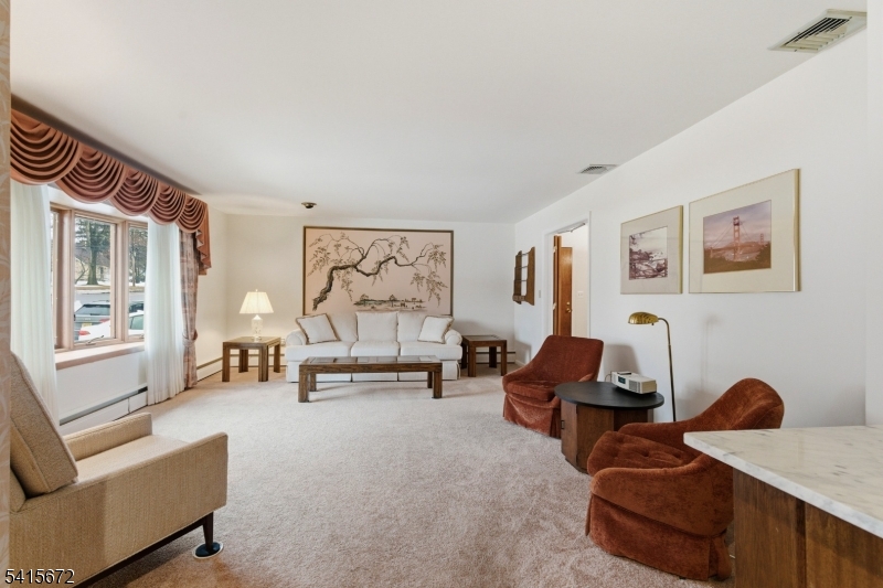 SUCCASUNNA - Residential