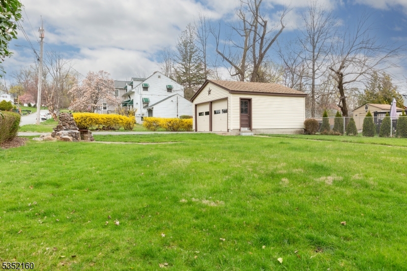 Cedar Knolls - Residential