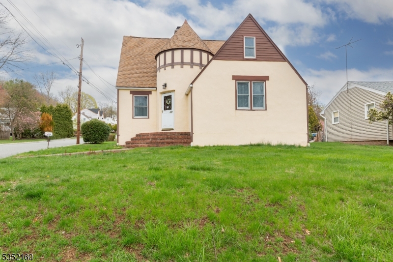 Cedar Knolls - Residential