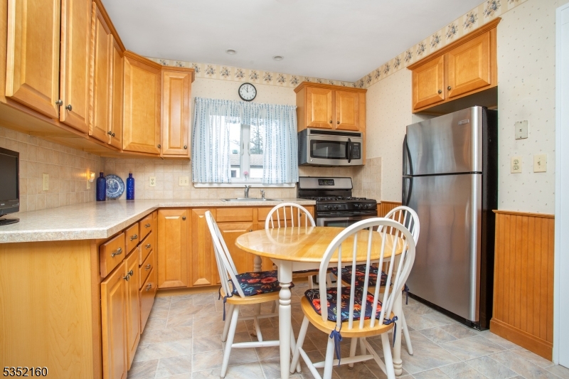 Cedar Knolls - Residential