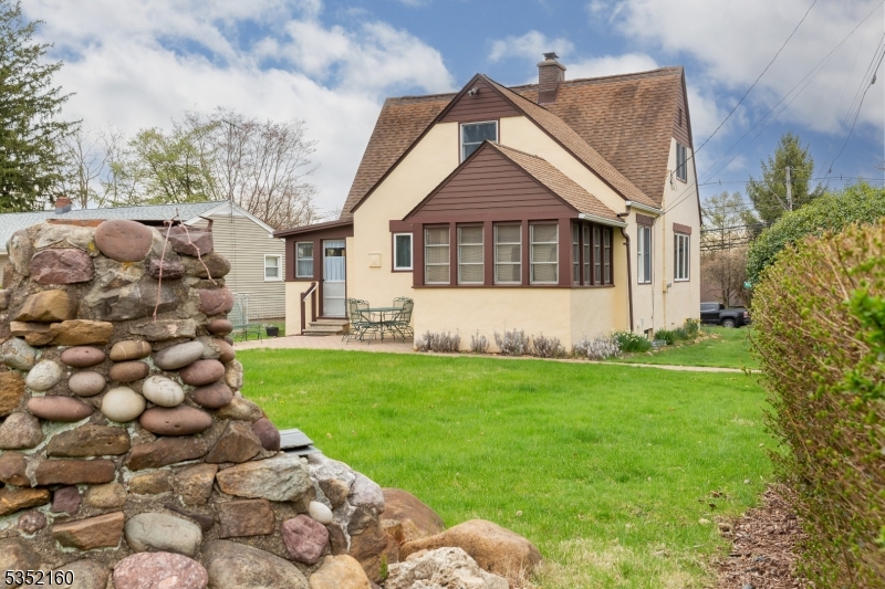 Cedar Knolls - Residential