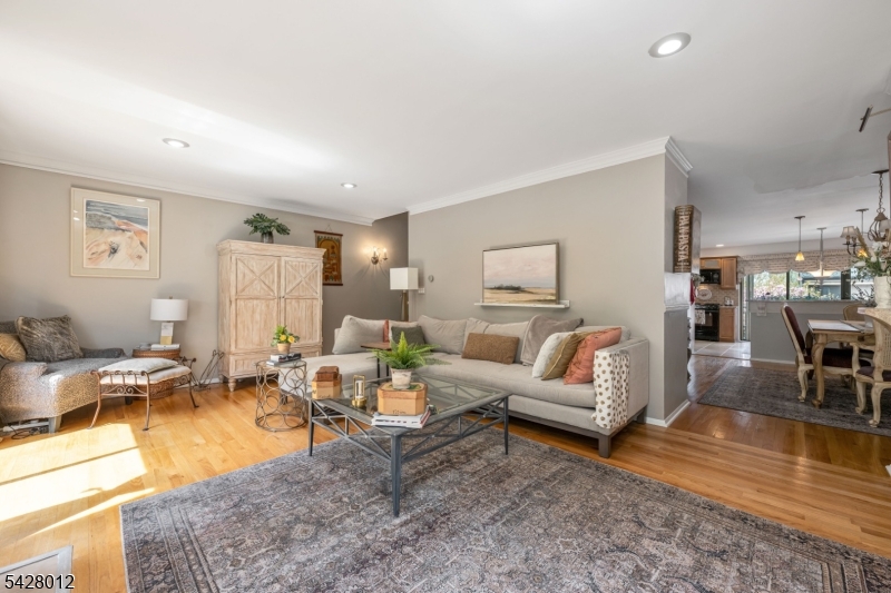 Lindsley Heights - Residential