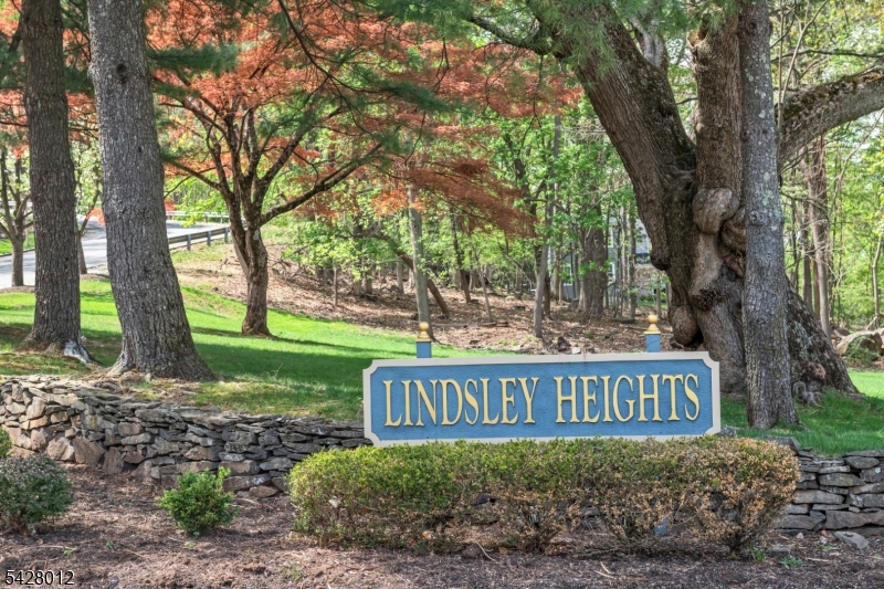 Lindsley Heights - Residential