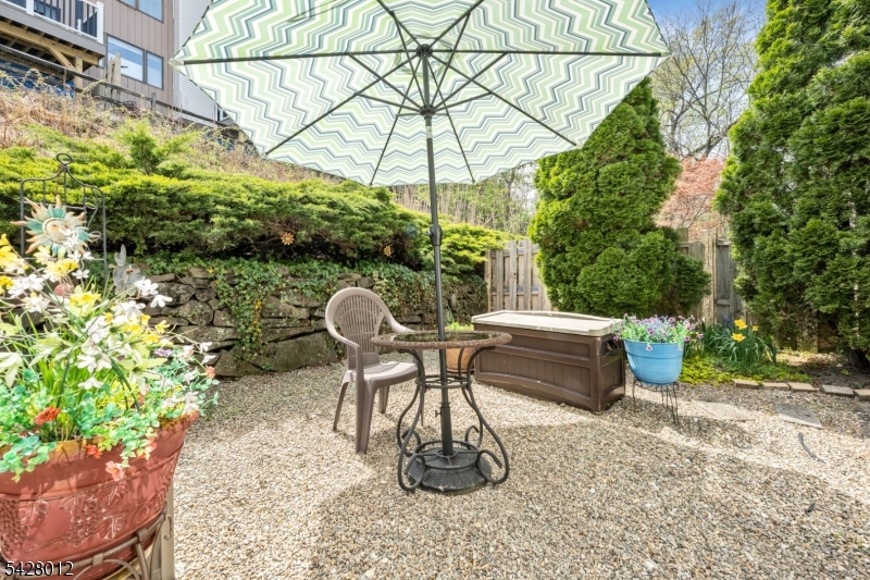 Lindsley Heights - Residential
