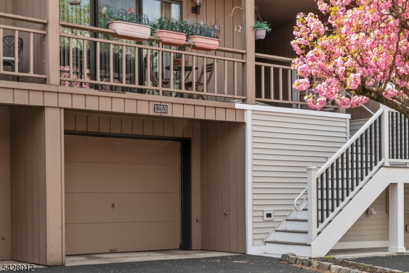 Lindsley Heights - Residential