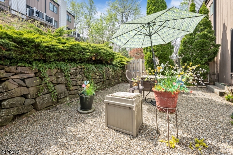 Lindsley Heights - Residential