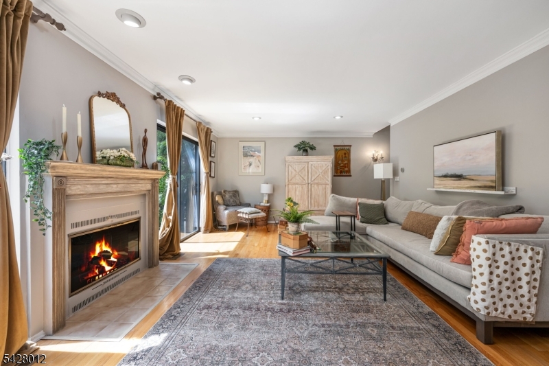 Lindsley Heights - Residential