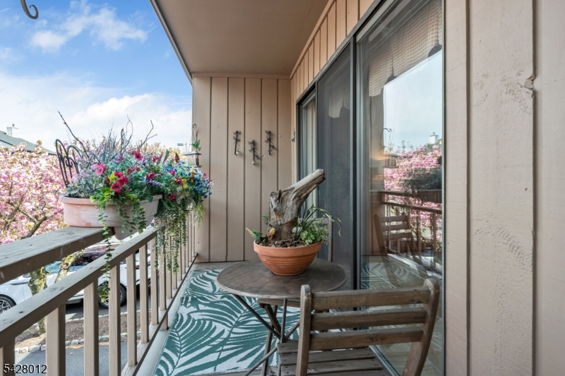 Lindsley Heights - Residential