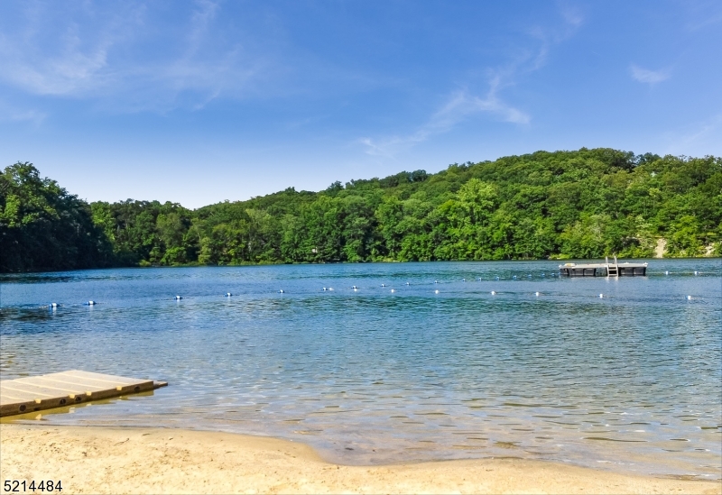 Schoolhouse Plaza - Residential