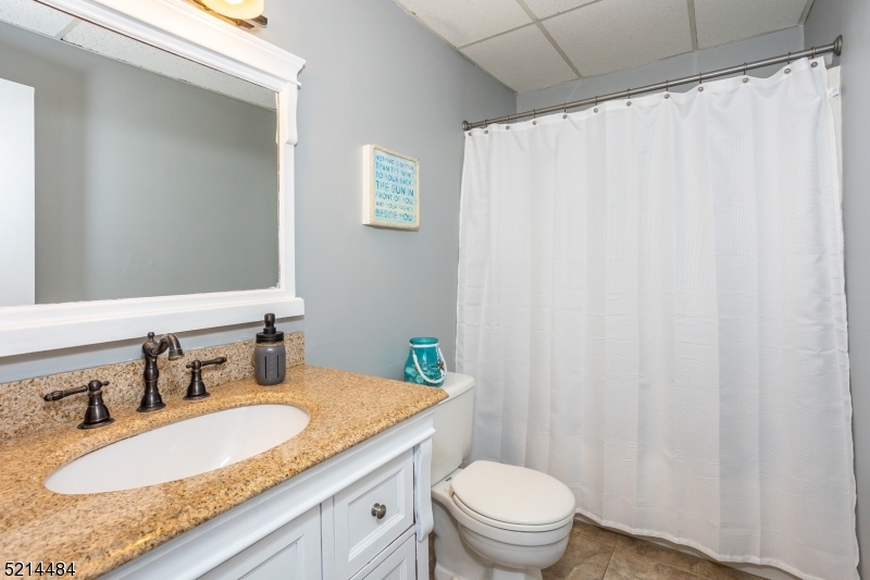 Schoolhouse Plaza - Residential