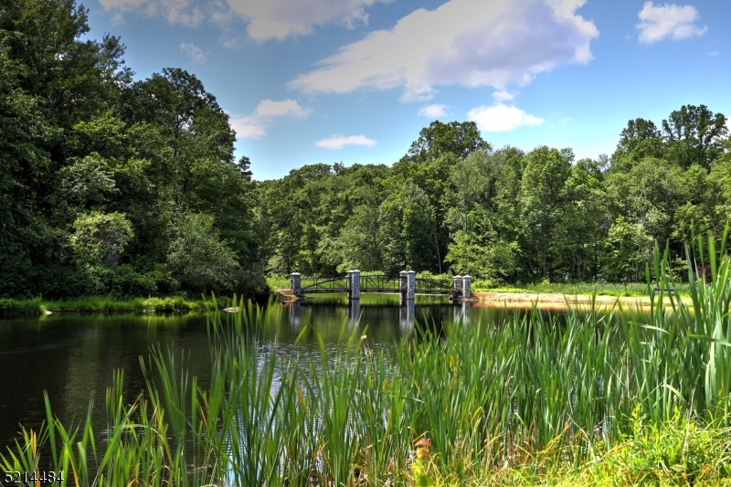 Schoolhouse Plaza - Residential