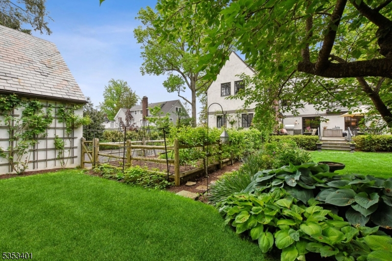 Upper Montclair - Residential