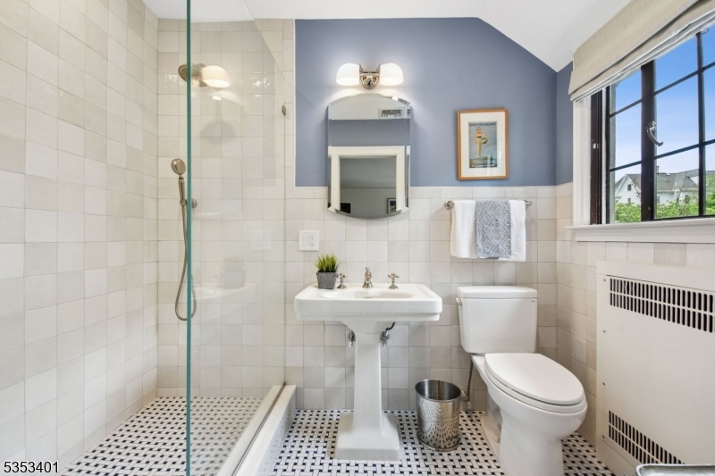 Upper Montclair - Residential