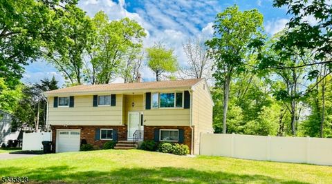 47 Michael St, Piscataway Twp., NJ 08854 - MLS#: 3961105