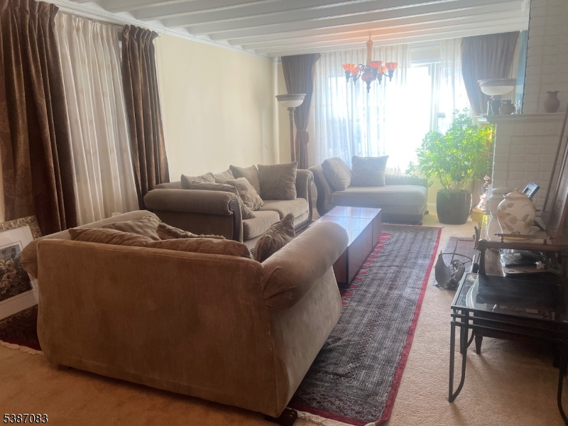 Seven Oaks - Residential