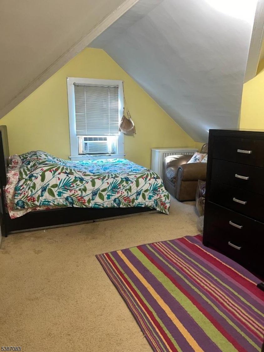 Seven Oaks - Residential