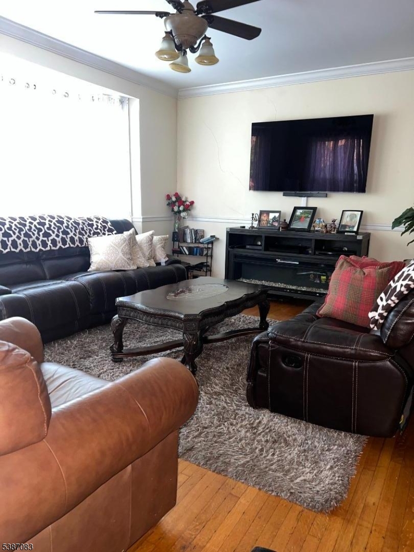 Seven Oaks - Residential