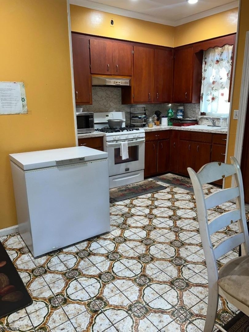 Seven Oaks - Residential