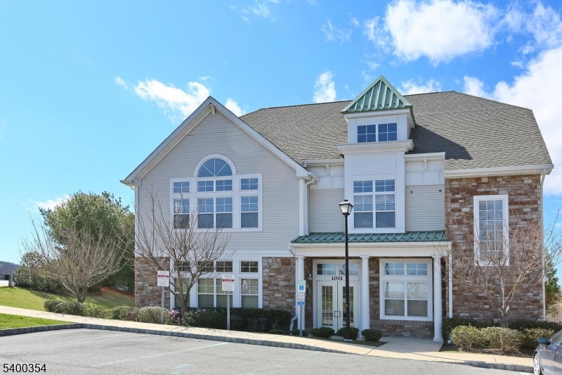 The Grande - Residential Lease