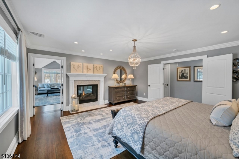 Upper Washington - Residential