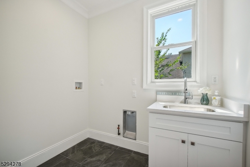 Collins - Residential