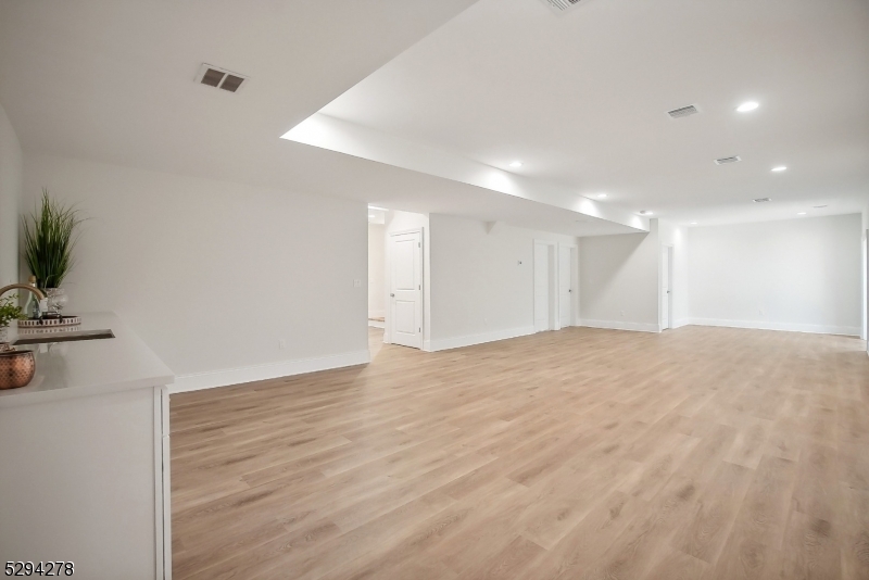 Collins - Residential